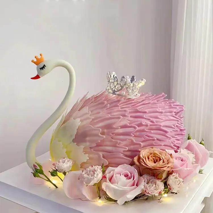 女神黑白天鹅生日蛋糕西安南京合肥兰州洛阳同城许昌安阳全国配送