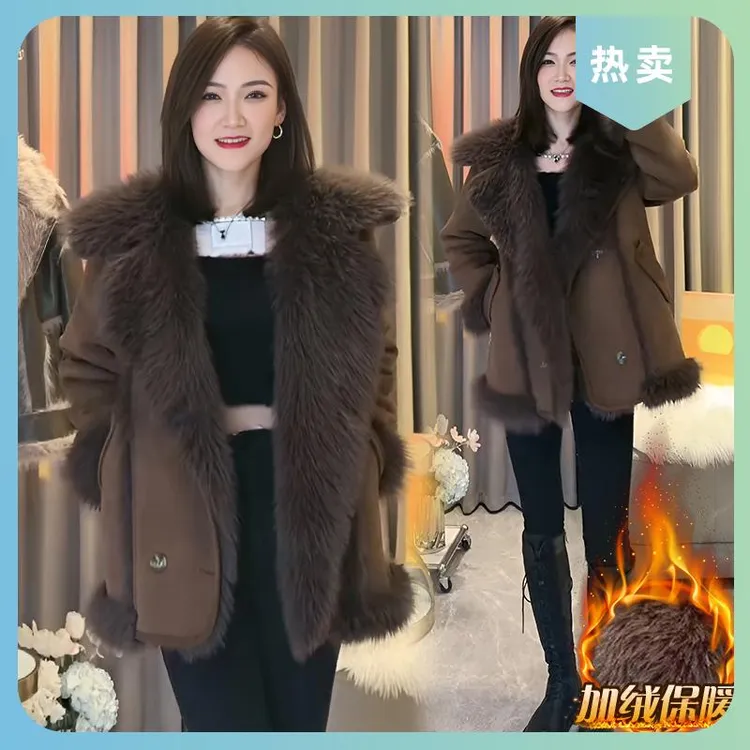 2025秋冬新款设计感小众翻领皮毛一体外套女韩版时尚宽松显瘦上衣