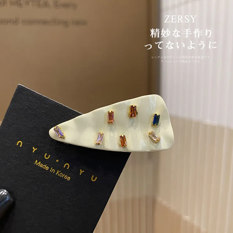 韩国设计感彩钻三角形发夹女高级感侧边后脑勺刘海鸭嘴夹发卡发饰