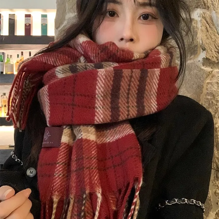 圣诞新年氛围感红色格子围巾女冬季2025百搭加厚保暖学生情侣围脖