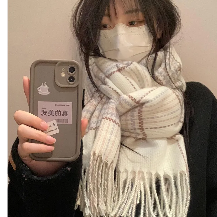 白色围巾女冬季高级感2025新款冬季加厚保暖围脖格子披肩百搭秋冬