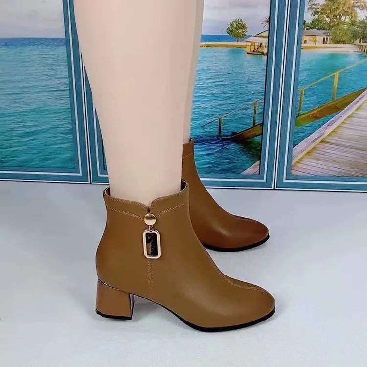 新款牛皮单靴时尚法式皮靴洋气软底软面显脚瘦短靴透气防滑马丁靴