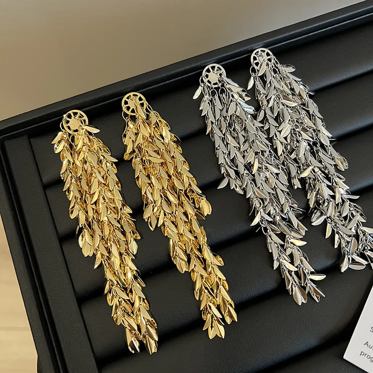 铜合金耳饰 轻奢高级感欧美麦穗流苏长款耳环女春季穿搭配饰110