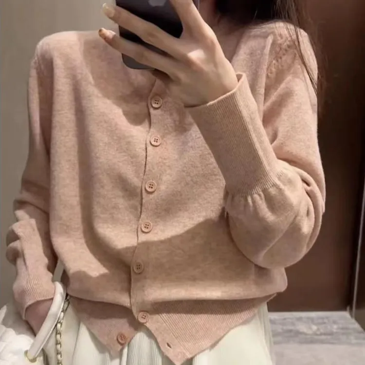 软糯针织春秋薄款针织开衫女韩版圆领宽松短款外搭毛针织外套上衣