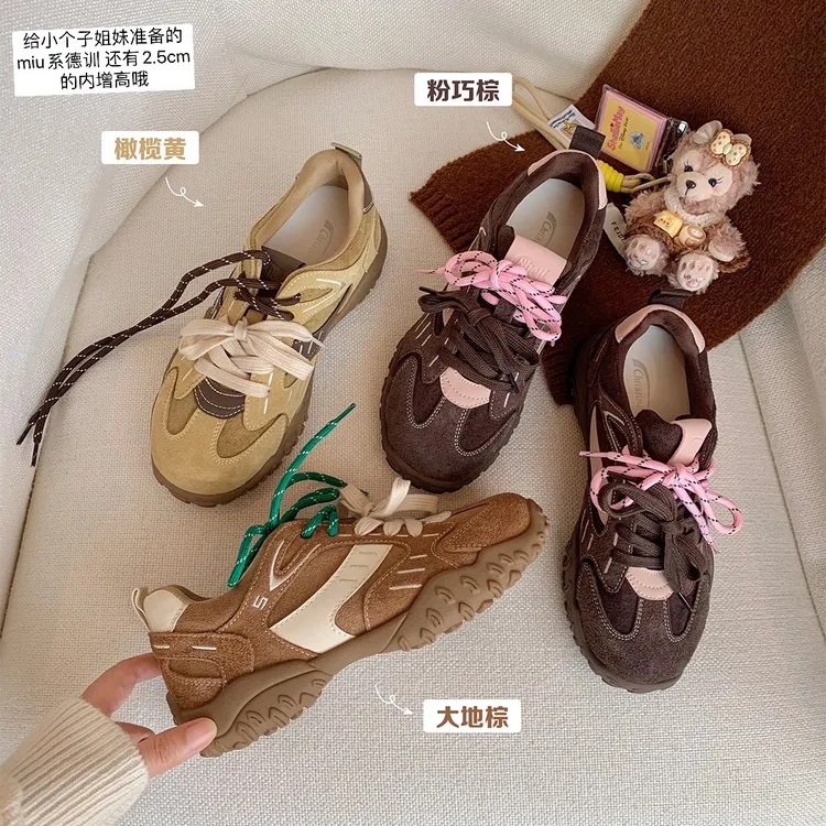 【苏茵茵sheii】惊爆价~保暖内增高休闲运动毛毛德训鞋