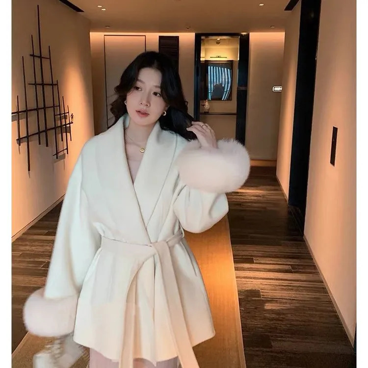 新年战袍2025秋冬双面呢羊绒大衣女新款狐狸毛高级感白色羊毛外套