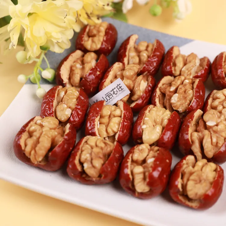 山海农庄【到手50枚】爆品枣夹核桃独立包装追剧小零食散装灰枣