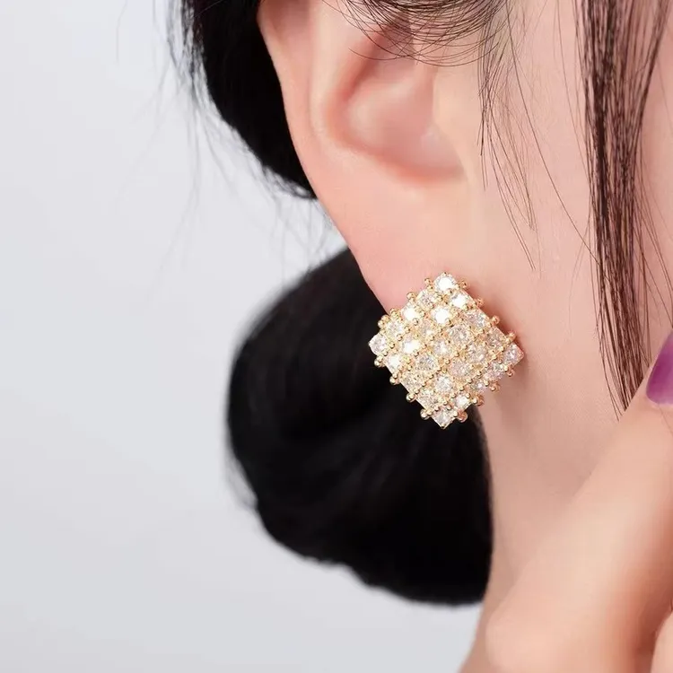 铜合金耳饰 几何方形耳饰菱形方块网格耳钉轻奢高级超闪精致耳环