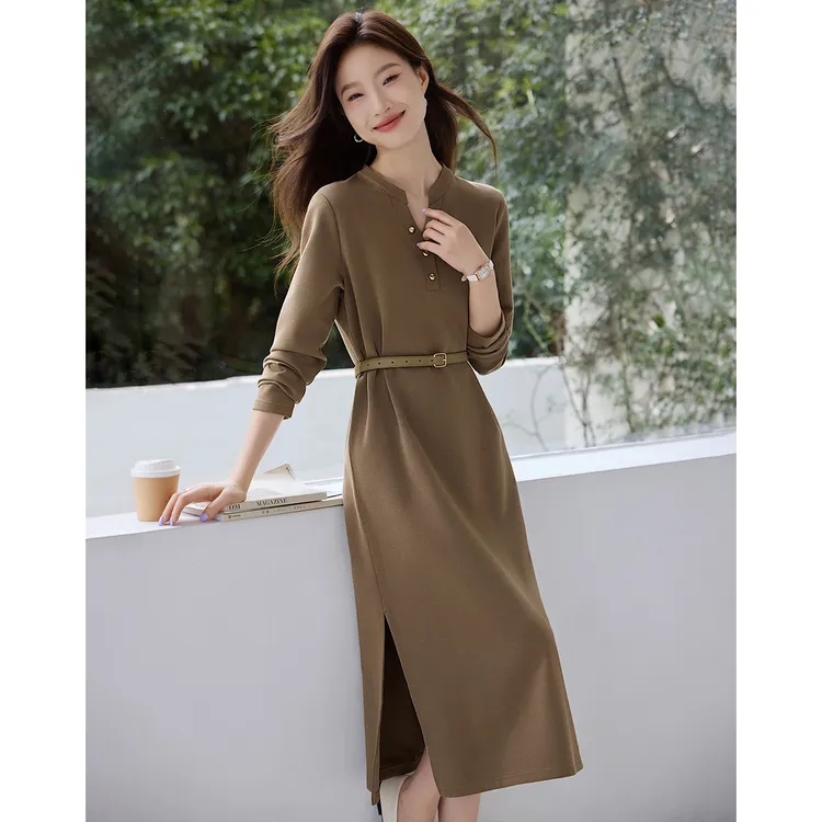 沫晗依美2025秋款知性优雅感显瘦百搭气质小立领不挑人连衣裙B003