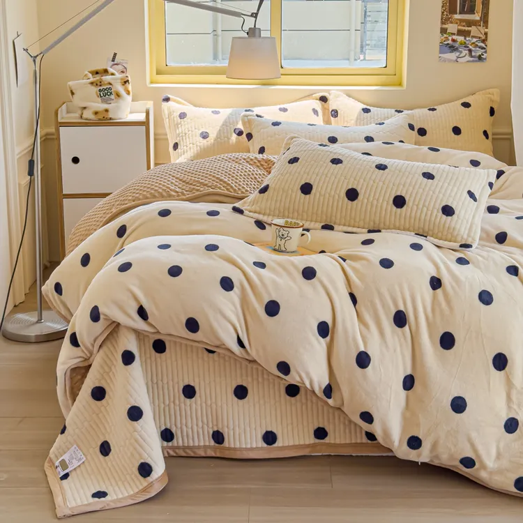 加厚豆豆绒床盖四件套高克重牛奶绒保暖榻榻米毛绒盖毯床品四件套