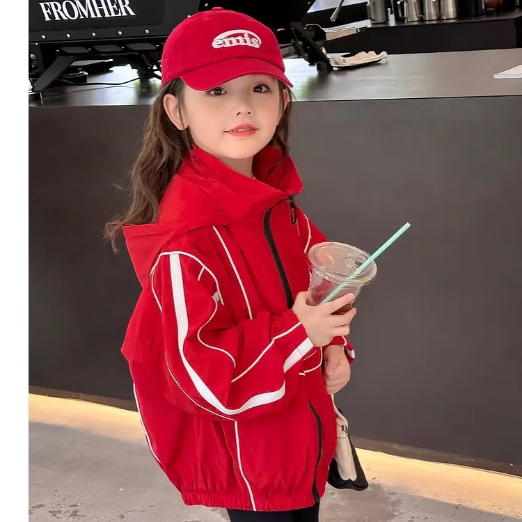 儿童秋冬装外套男女童冲锋衣2025新款洋气学生运动服中大童夹克潮