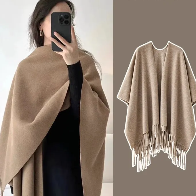 仿羊绒燕麦色长款大披肩外搭保暖女士披风长条斗篷纯色护颈围脖