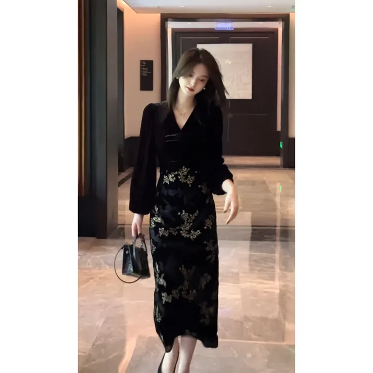 气质名媛风v领长袖拼接连衣裙女重工时尚收腰长裙秋季女装礼服裙