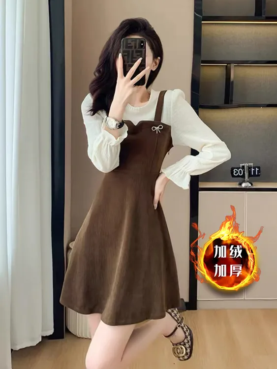 假两件背带灯芯绒连衣裙女秋冬季法式复古小个子配大衣内搭打底裙