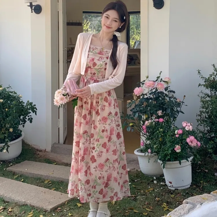 法式干枯玫瑰碎花连衣裙女装时尚气质收腰显瘦中长款雪纺吊带裙子