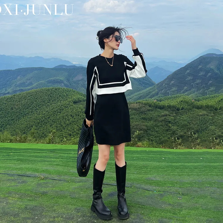 欧货新款黑色拼接卫衣连衣裙女2024春季设计感圆领长袖假两件裙子