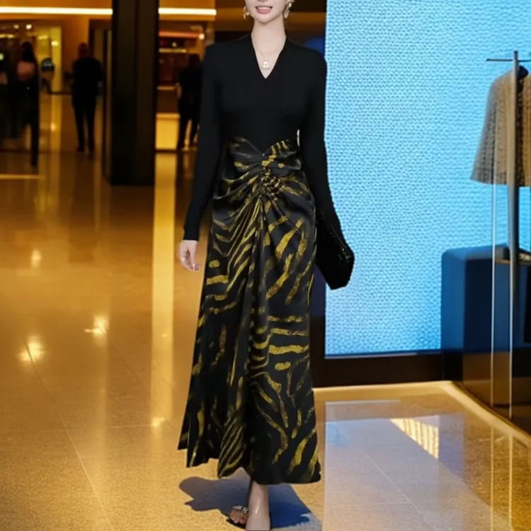 轻奢时尚拼接连衣裙2024秋季新款气质设计优雅修身显瘦连衣裙