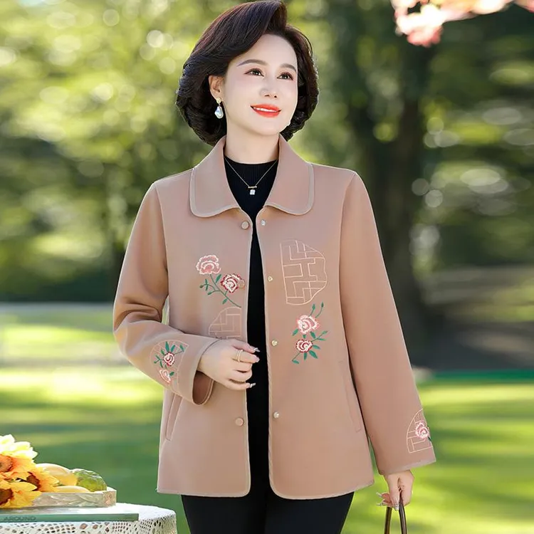 中年妈妈秋装外套短款2024新款洋气夹克上衣中老年女春秋时尚风衣