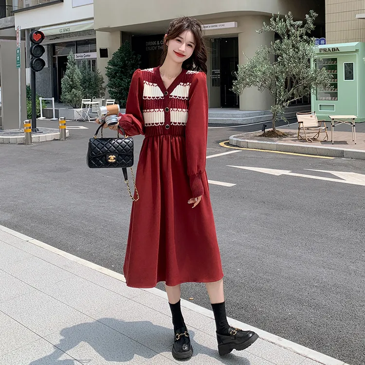 法式红色针织拼接连衣裙春秋女2024新款设计感收腰显瘦假两件长裙