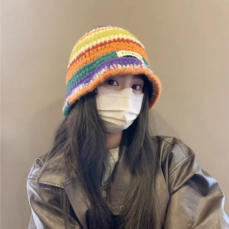 日系多巴胺彩色渔夫帽女时尚百搭显脸小秋冬季保暖护耳针织毛线帽