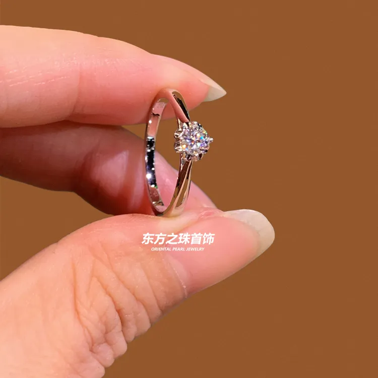 925银戒指 30分花蕊莫桑钻戒指女戒正品高档闭口戒指纯银首饰简约