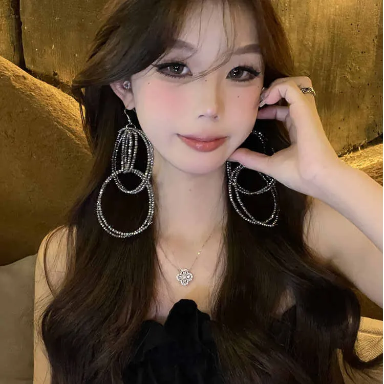 铜合金耳饰 轻奢气质夸张设计感碎银圆圈耳环时尚大气高级耳饰