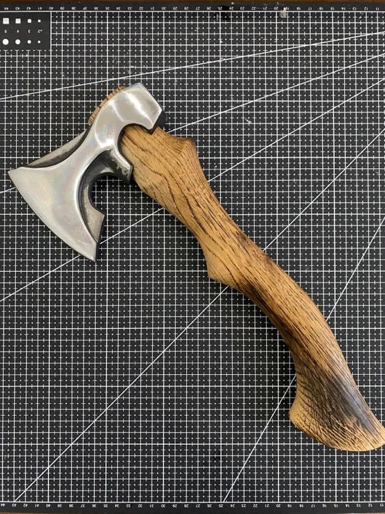 俄罗斯战斧电影同款战斧露营斧户外防身斧劈柴砍树斧子