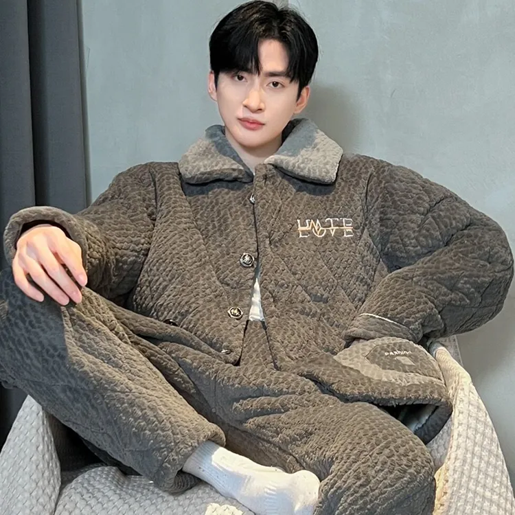 男士睡衣冬季三层夹棉加绒保暖时尚男珊瑚绒简约秋冬款家居服套装