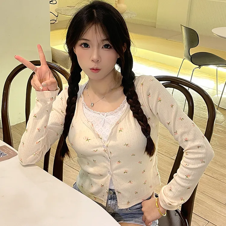 BM新款性感碎花开衫T恤bm性感修身长袖内搭纯棉排扣上衣两件套女