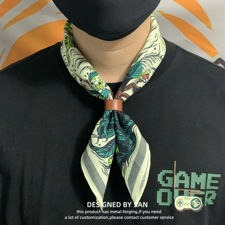 纯棉复古花与蛇印花方巾男士气质领巾围脖头巾女潮流机车骑行面巾