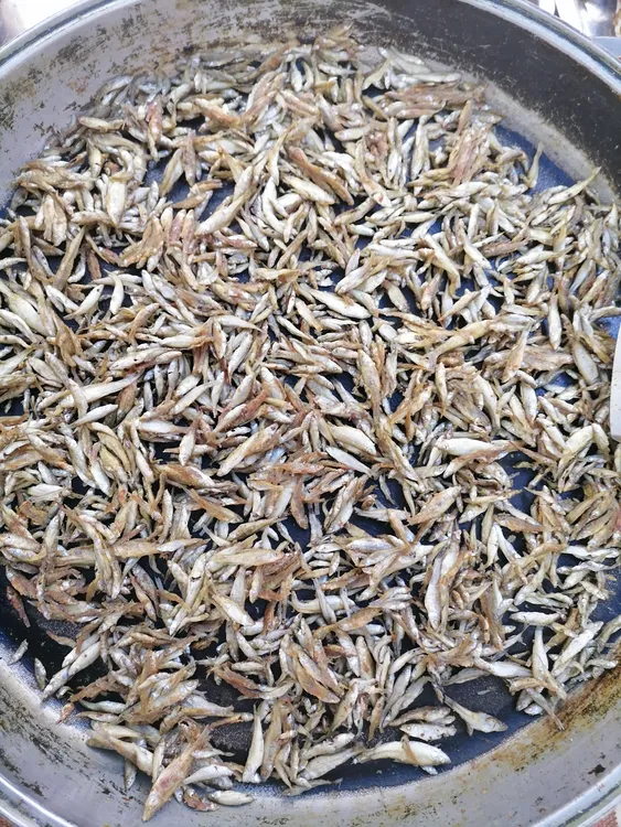 农家火焙鱼，自产自销，现做现卖，味道独特，与众不同.500克一包