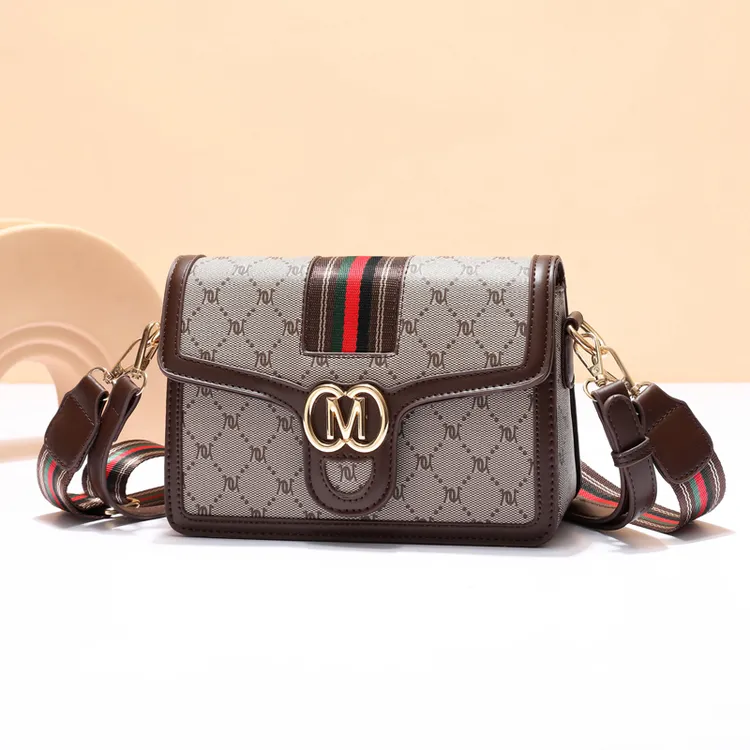 高级感单肩女包包时尚百搭斜挎包潮流轻奢质感洋气网红印花小包包