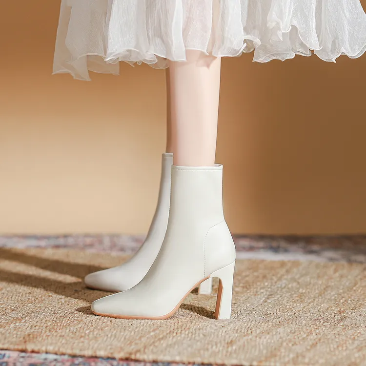 真皮版~高跟短靴女马丁靴2025春秋新款洋气白色瘦瘦韩系小踝靴