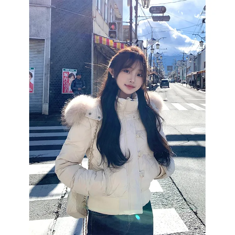 米白色连帽毛领设计棉服外套女装2025冬季爆款短式面包服棉袄潮流