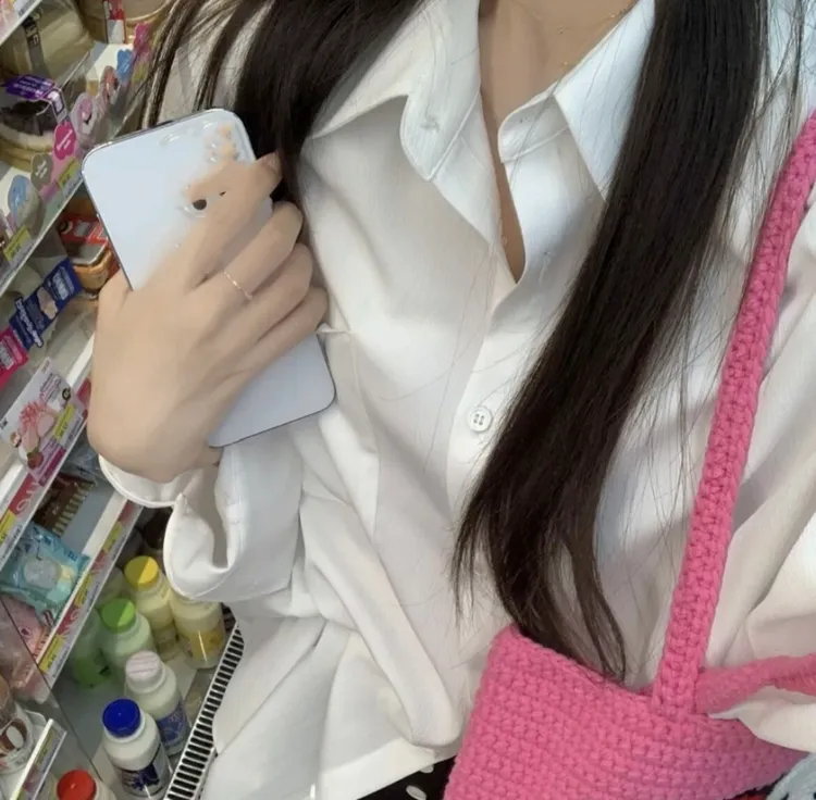 夏日简约百搭宽松长袖防晒衬衫上衣搭百搭双扣高腰热裤