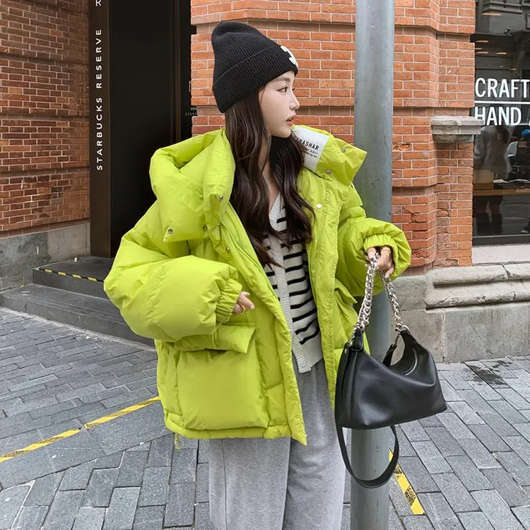 韩版绿色连帽羽绒服女冬季2025新款时尚设计感白鸭绒外套面包服潮