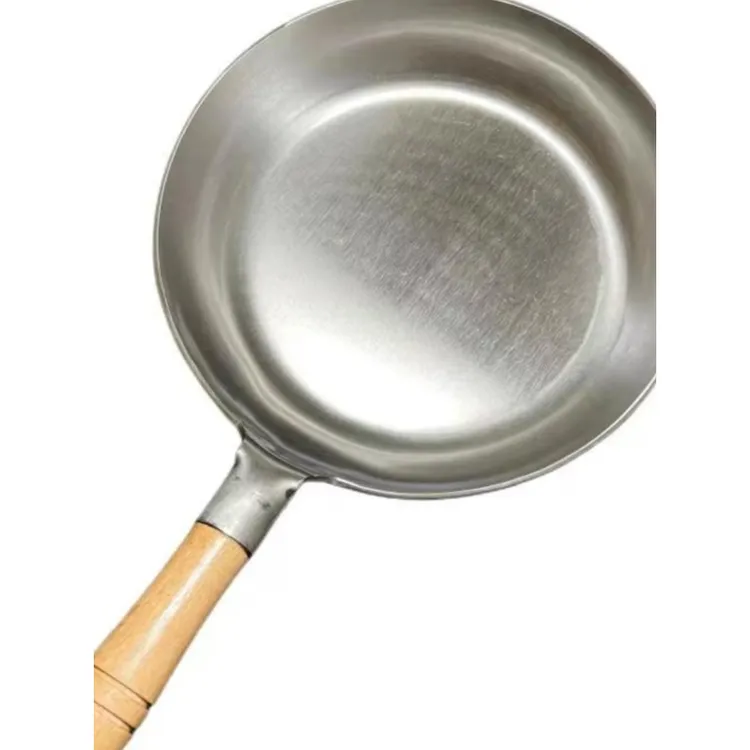 章丘老乡.厨炒鸡锅供货厂不锈钢不生锈小铁锅无涂层炒鸡米饭木把
