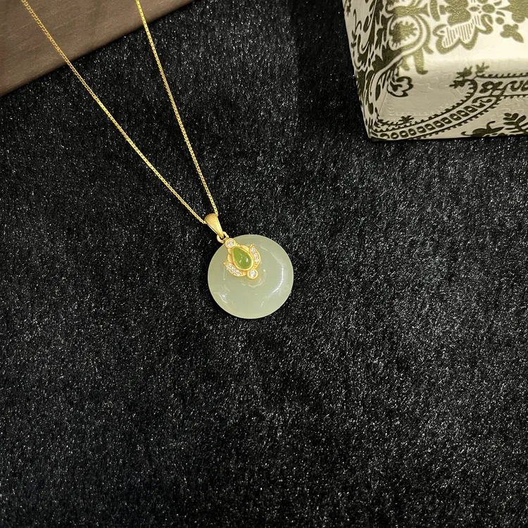 天然和田玉平安扣吊坠约18*18*5mm镶嵌S925银扣精致百搭 不含链