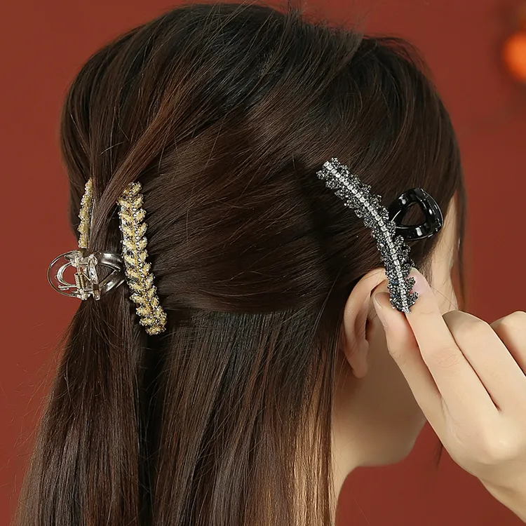 抓夹2025新款气质麦穗抓夹女后脑勺闪钻夹子头饰发卡新款鲨鱼夹
