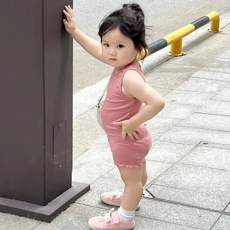 女宝宝软软背心裙夏季新款女童连衣裙纯色裙子洋气吊带夏装公主裙