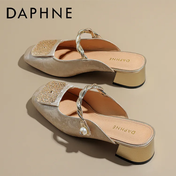 达芙妮包头凉拖鞋女2025夏季新款国风新中式一脚蹬粗跟半拖鞋外穿