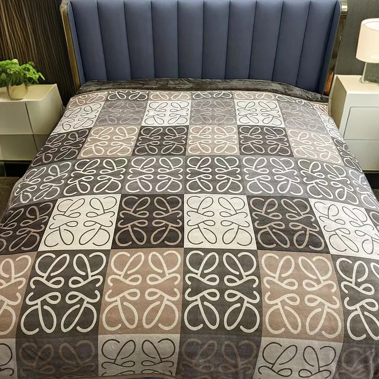 8斤罗加厚绒被【轻奢高克重加厚柔软舒适】200*230cm双人冬被