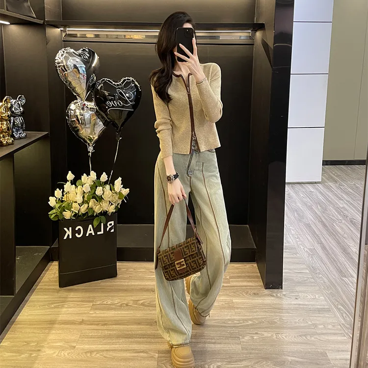 高级感休闲运动时尚套装女秋冬新款拉链针织毛衣开衫牛仔裤两件套