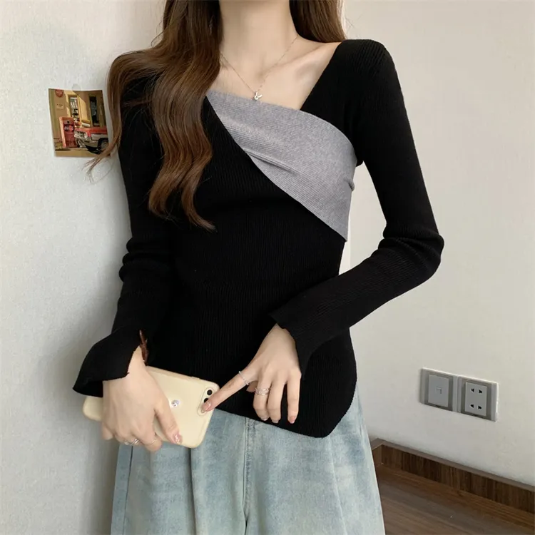 大码女装遮肚子不规则拼接长袖打底衫春秋胖妹妹显瘦v领针织上衣