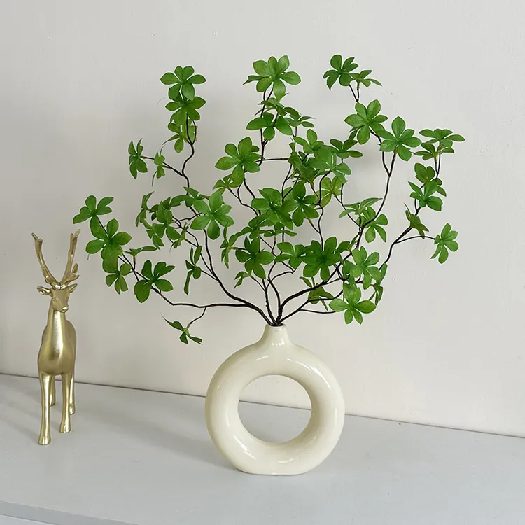北欧仿真花高级感逼真绿植家居日本吊钟单枝餐桌植物装饰假花摆件