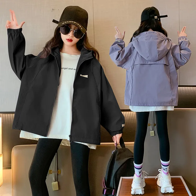 女童冲锋衣冬装新款儿童外套秋冬款女宝宝女孩上衣连帽洋气外衣