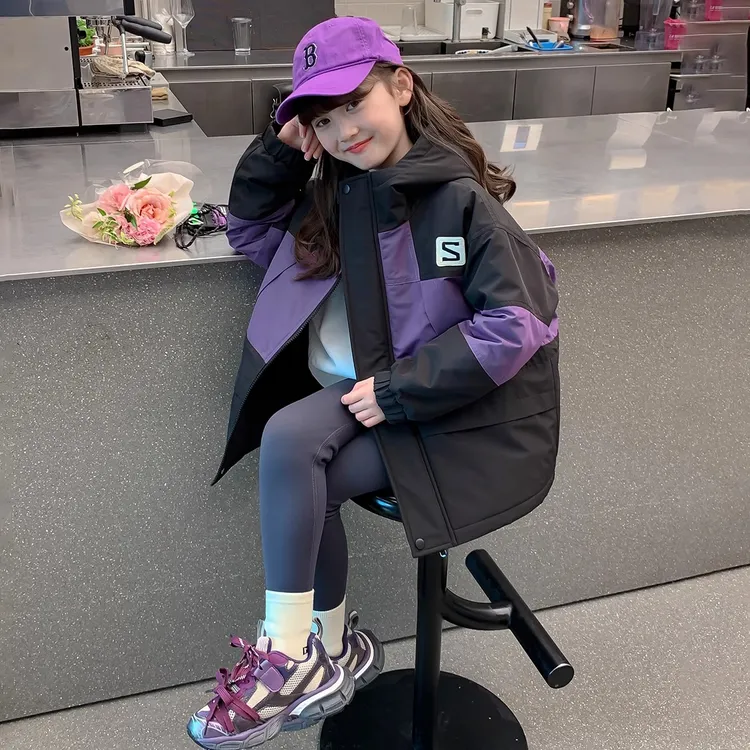 女童外套秋冬冬装2025新款洋气春装冲锋衣女孩儿童加厚夹棉上衣