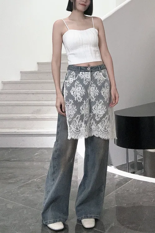 ICEDUST 24秋季系列蕾丝拼接设计层次感做旧破洞直筒牛仔长裤女士