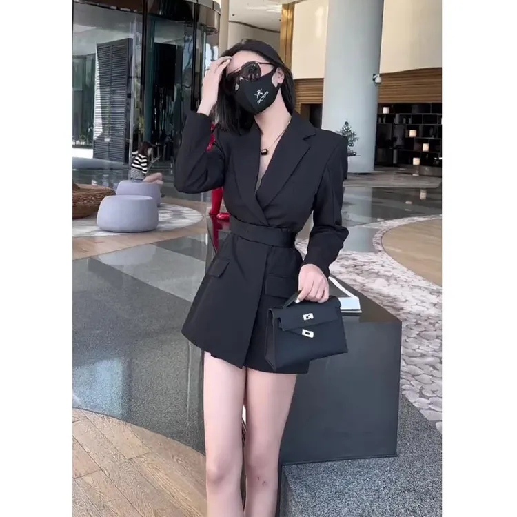 春季新款女西装套装黑色小西服高级感收腰带外套女秋冬外套西装裙