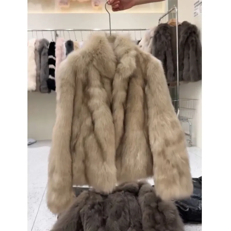 2025秋冬新款简约时尚小个子宽松毛茸茸外套休闲小众保暖长袖上衣